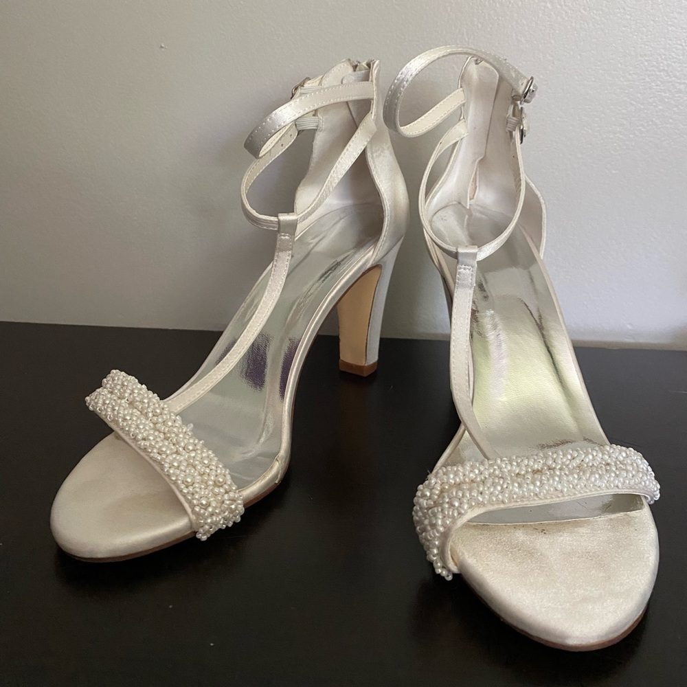 JJ’s House beaded wedding block heels
